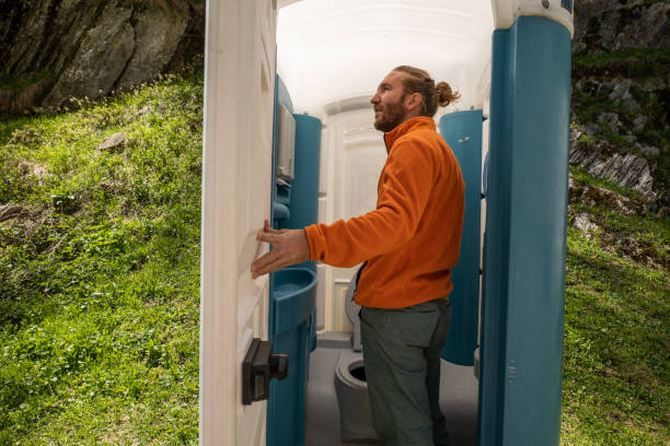 Best Porta potty rental for parties  in Carlyle, IL