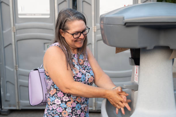 Best Wedding porta potty rental  in Carlyle, IL